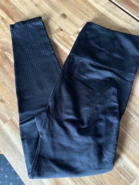 Fabletics Black High-Rise Textured Leggings